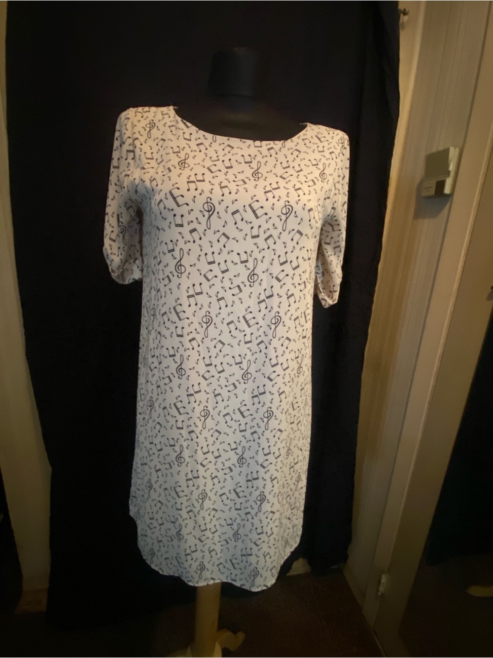 Women’s Cream Music Note Shift Dress